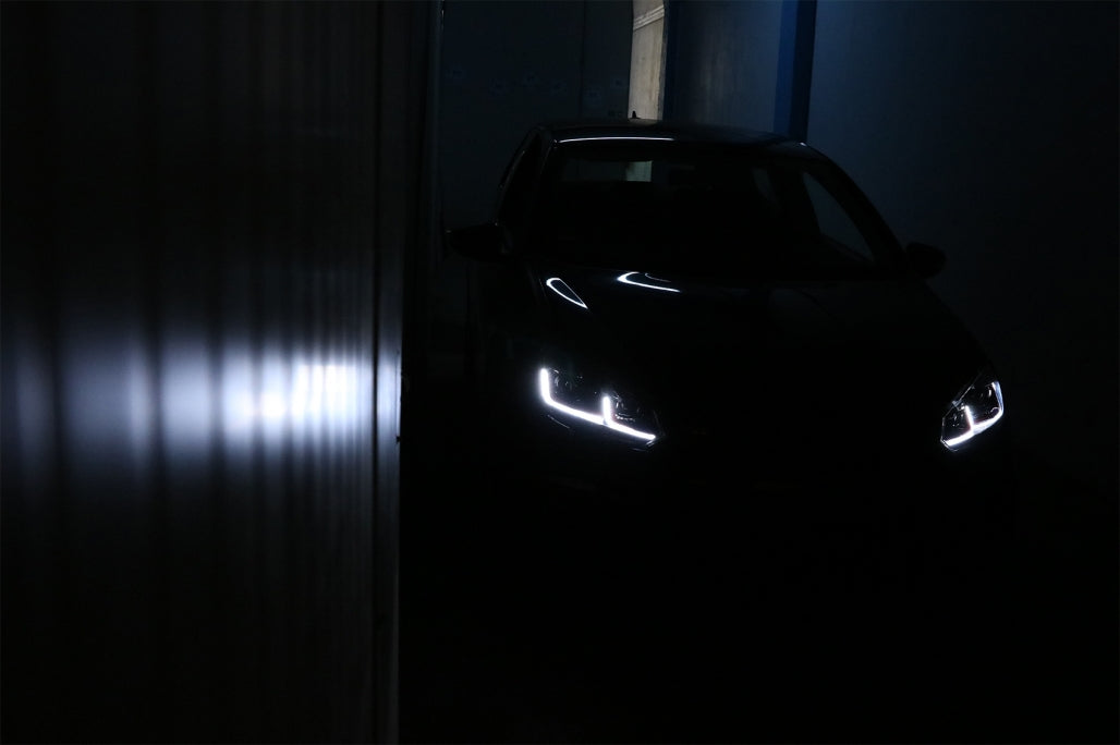 😎Fari a LED adatti per VW Golf 6 VI 😎
