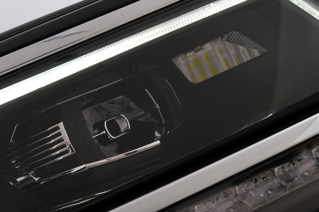 LED Headlights Suitable for VW Tiguan II Mk2 (2016-2019) R-Line Matrix Design Driving Lights
