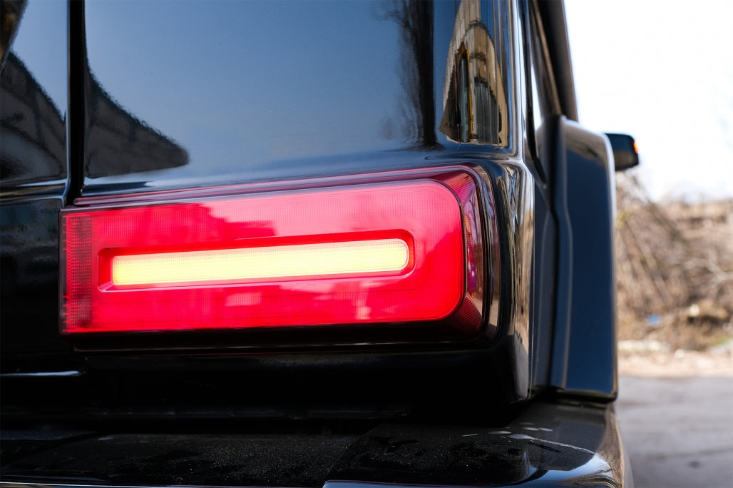 LED Rear Lights Suitable for Mercedes G-Class W463 (2008-2017) Facelift 2018 Design Dynamic Sequential Turning Lights Smoke Red 