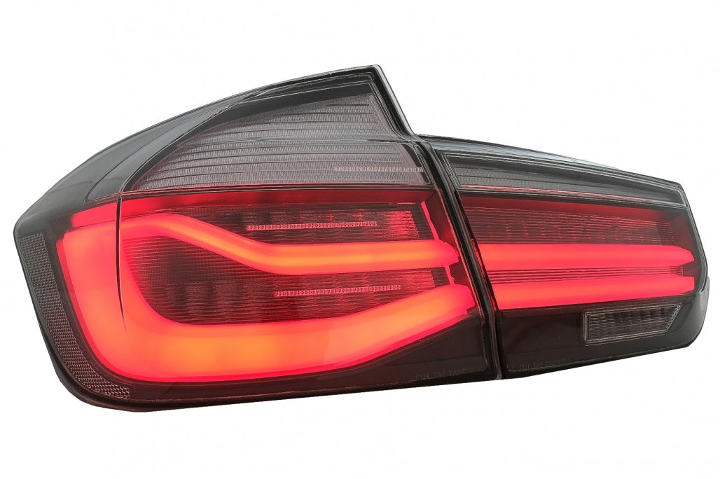 Fanali posteriori a LED M Look Black Line adatti per BMW Serie 3 F30 Pre LCI e LCI (2011-2019) Conversione fumo rosso in design LCI con luce di svolta sequenziale dinamica