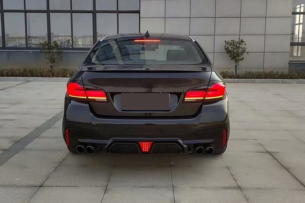 ⭐Fanali posteriori a LED adatti per BMW Serie 5 F10 11-17 con aggiornamento din⭐