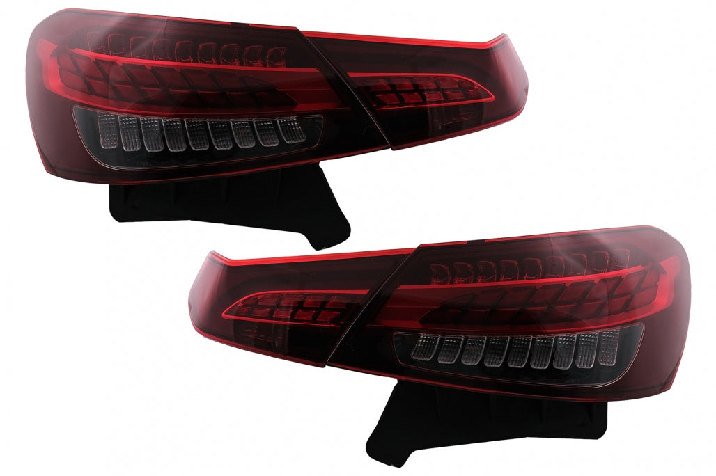 Fanali posteriori a LED adatti per Mercedes Classe E W213 (2016-2019) a Facelift