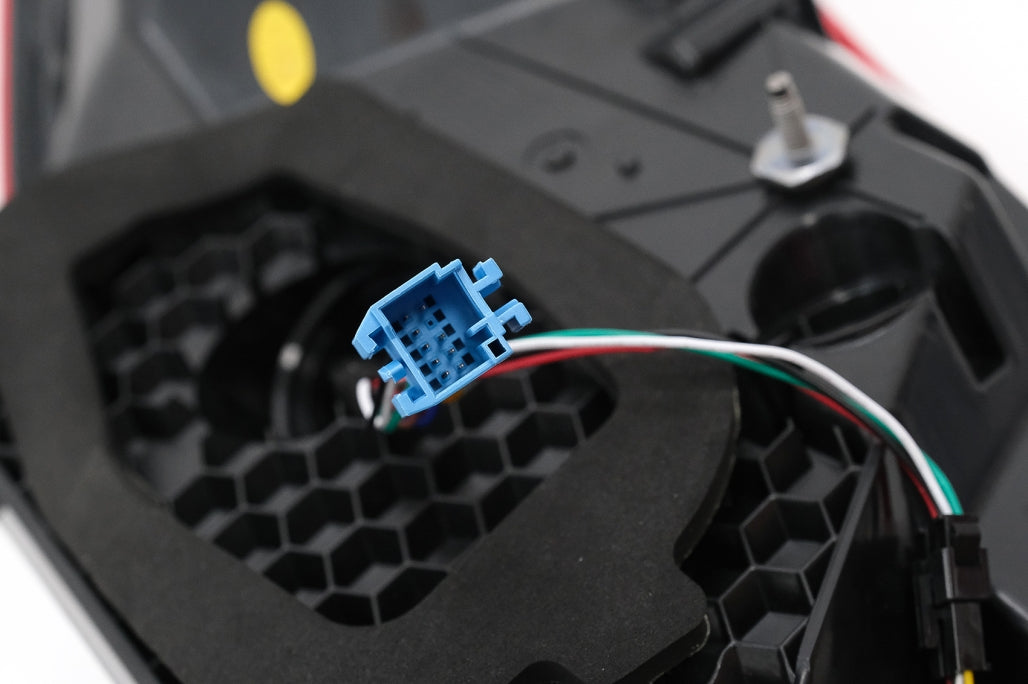 Fanali posteriori a LED adatti per Mercedes Classe E W213 (2016-2019) a Facelift