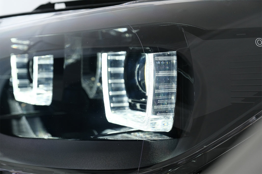 Fari Osram LEDriving Full LED adatti per BMW Serie 1 F20 F21 (06.2011-03.2015)