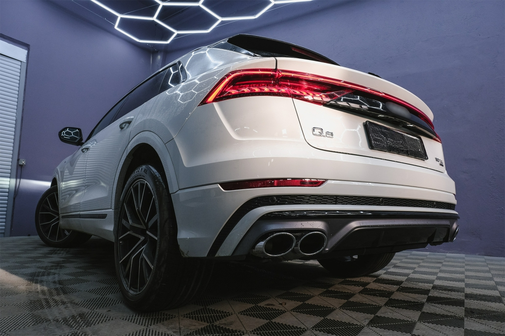 Spoiler posteriore Mantovana Diffusore Doppia Uscita adatto per Audi Q8 (2018-)