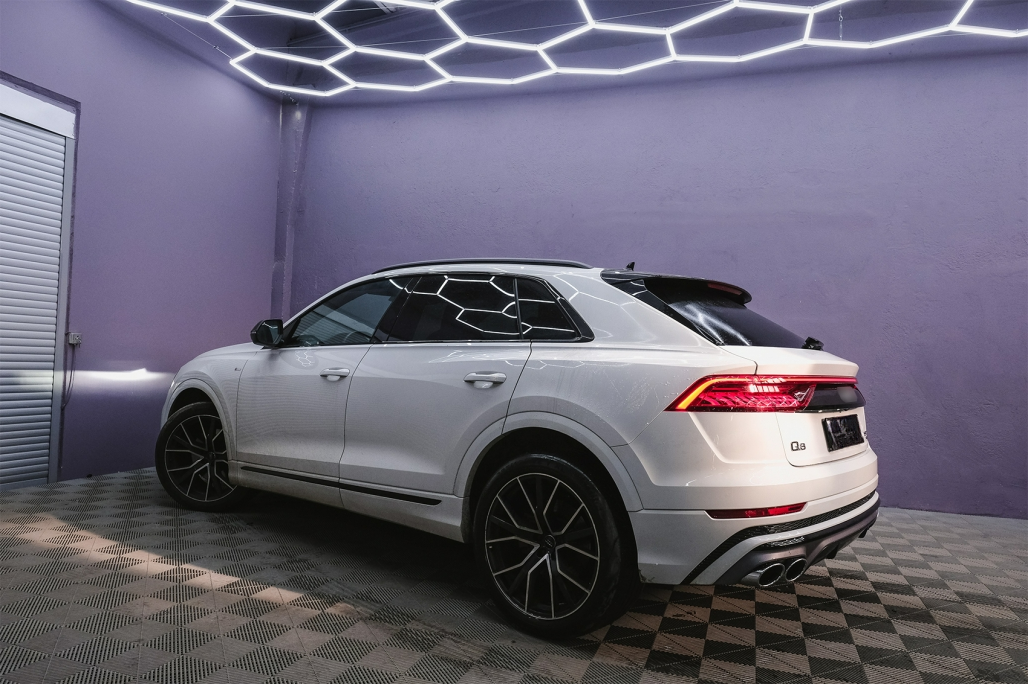 Spoiler posteriore Mantovana Diffusore Doppia Uscita adatto per Audi Q8 (2018-)
