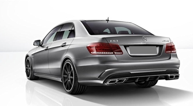 Diffusore paraurti posteriore nero per Mercedes Classe E (W212) Berlina Station Wagon Facelift (2013-2016) AMG-Line Paraurti E63 Look