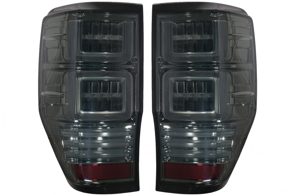 Fanali posteriori a LED adatti per Ford Ranger (2012-2018) con Indicatori di direzione dinamici sequenziali fumé