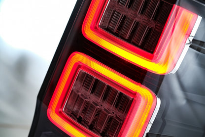 Fanali posteriori a LED adatti per Ford Ranger (2012-2018) con Indicatori di direzione dinamici sequenziali fumé