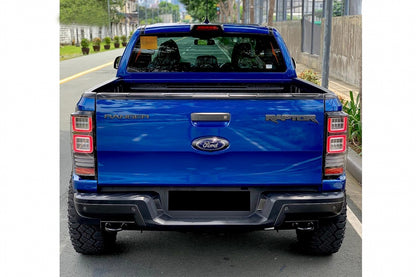 Fanali posteriori a LED adatti per Ford Ranger (2012-2018) con Indicatori di direzione dinamici sequenziali fumé
