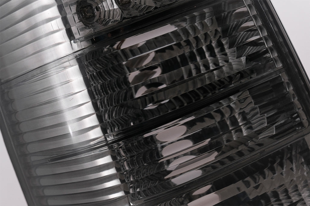 Fanali posteriori a LED adatti per Mercedes Classe V Vito W638 (96-03) Fumo