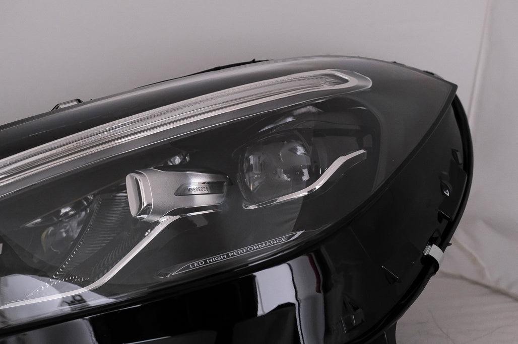 Kit carrozzeria di aggiornamento adatto per Mercedes Classe C W205 Facelift (201