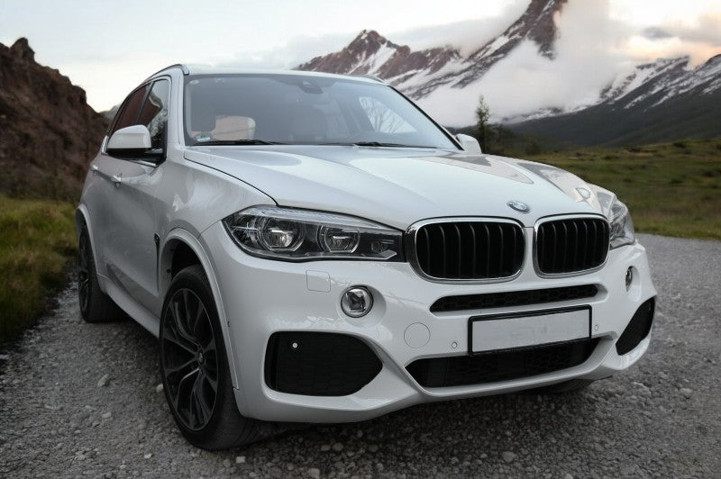 ⭐Parafango Flares con 32 pezzi Clip Auto in Plastica adatto per BMW X5 F15 14-18