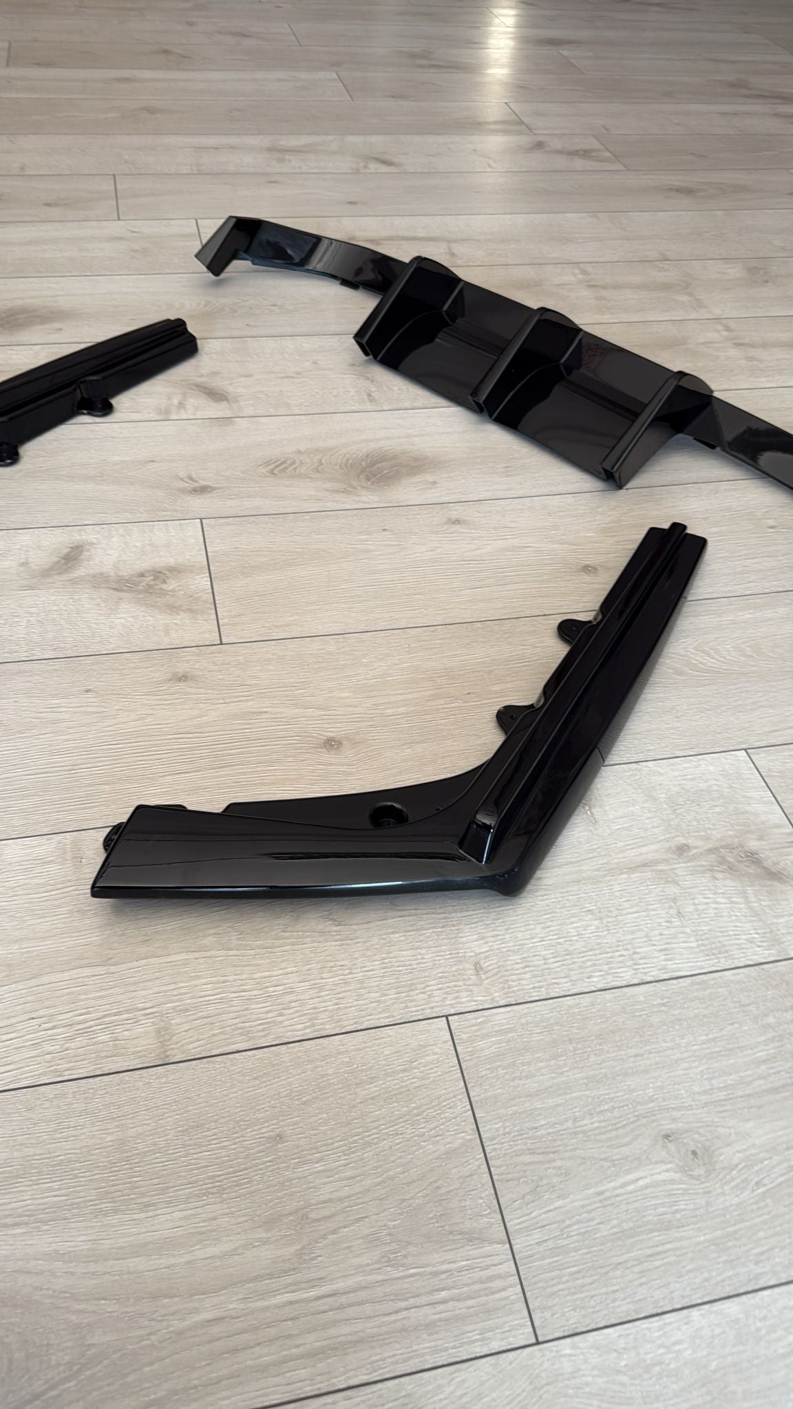 F32 LOOK M4 Diffusore stile Vorstainer con aletta pianoforte nero ABS / 2014-2020 (3 pezzi)