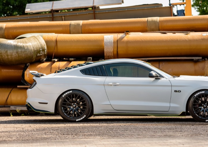 ART.3303 Minigonne laterali – Stile GT500 FORD MUSTANG 15-23