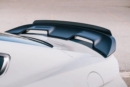 ART.3249 Spoiler posteriore+flap Gurney FORD MUSTANG 15-23