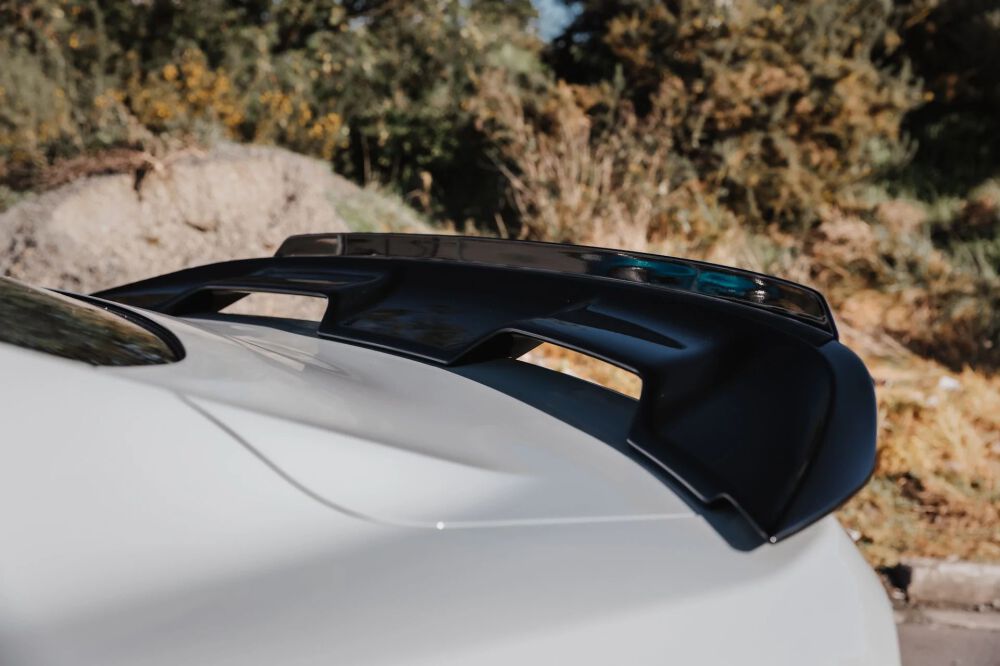 ART.3251 Spoiler posteriore   Nero lucido FORD MUSTANG 15-23