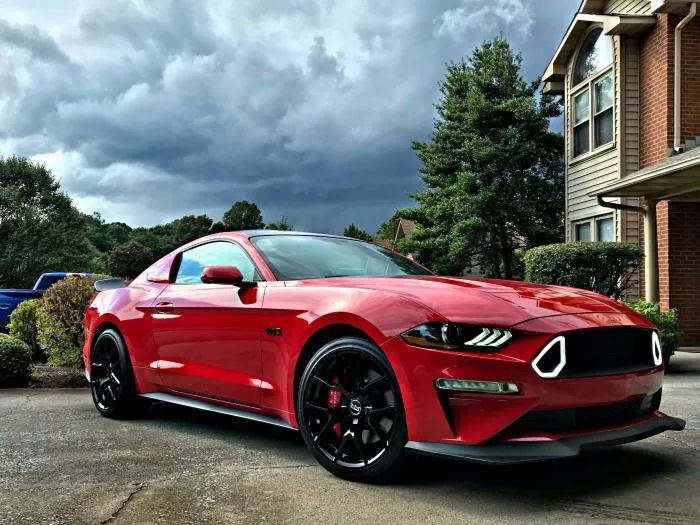 ART.3321 Griglia superiore a LED - stile RTR  FORD MUSTANG 18-23