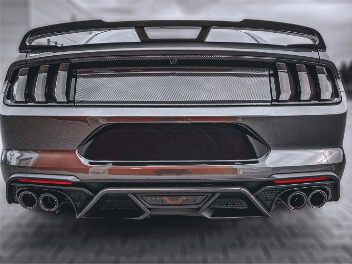 ART.3223  Pannello del coperchio di ricambio carbonio FORD MUSTANG 15-23