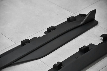 ART.3303 Minigonne laterali – Stile GT500 FORD MUSTANG 15-23