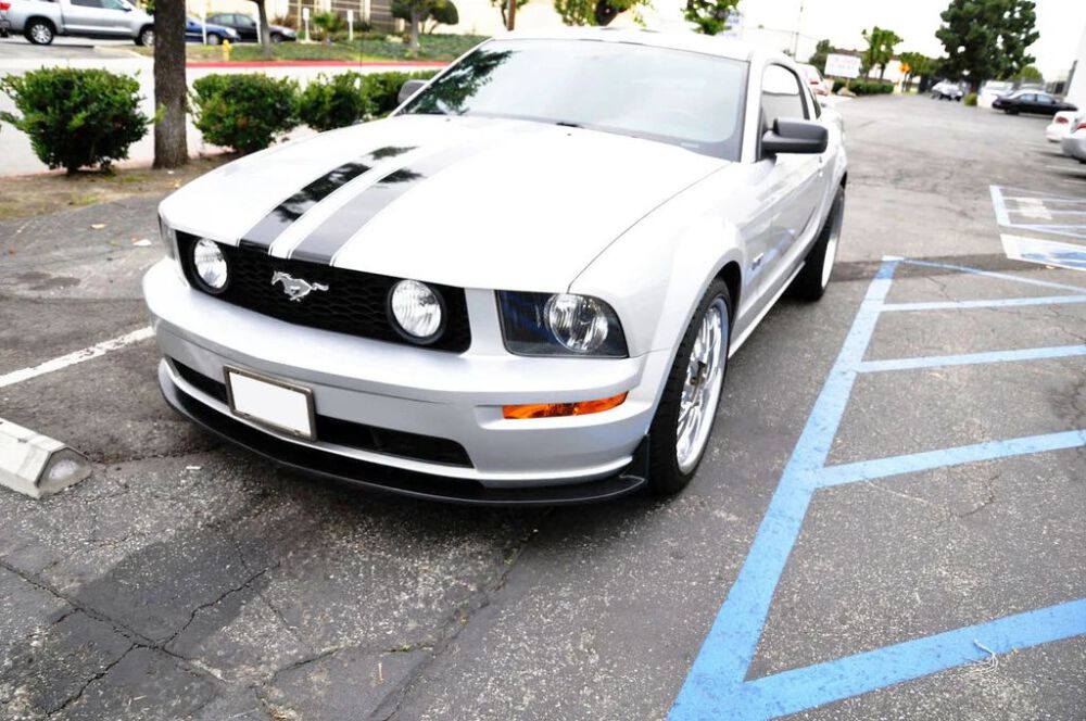 💫SPLITTER ANTERIORE ADATTO PER FORD MUSTANG 2005-2009 GT💫