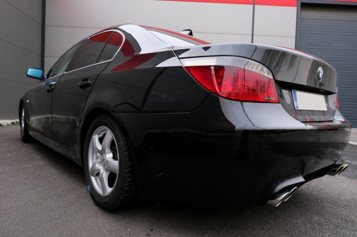 ⭐BODYKIT ADATTO PER BMW Serie 5 E60 (2003-2010) M5 Design ⭐