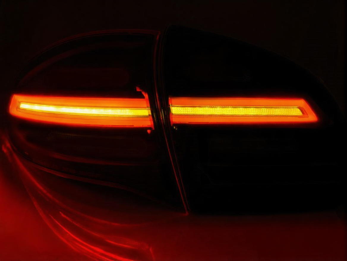 💫ART.4917 FARI POSTERIORI A BARRA LED ROSSE BIANCHE SEQ PER CAYENNE 2010-2015💫