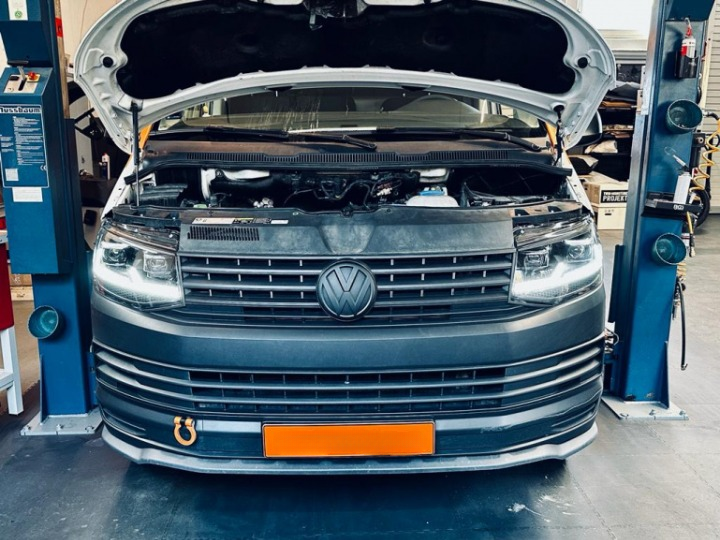 💕ART.5802 FARI  ANTERIORI VW T6 15-19💕