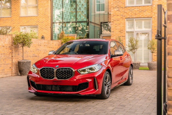 💕SPLITTER  BMW 1 F40 2019+ NERO  LUCIDO 💕
