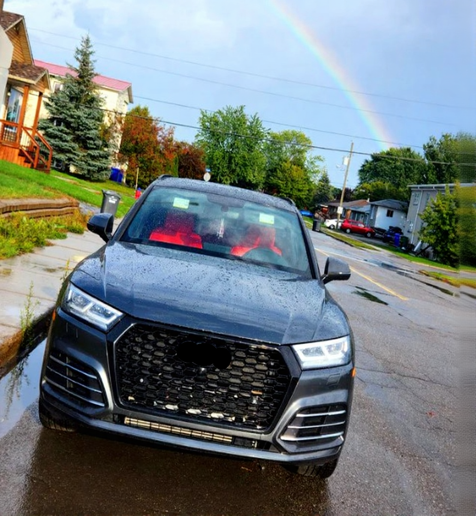 💫ART.4786 GRIGLIE SPORTIVA NERO LUCIDO PDC PER AUDI Q5 FY 2016-2020💫