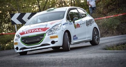 ⭐KIT 4 DISTANZIALI 16+20mm NERO ADATTO PER PEUGEOT 208 II dal 2019⭐