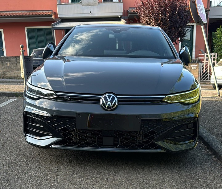 💕ART. 1626 SPLITTER GOLF 8 + 8.5 R NERO LUCIDO💕