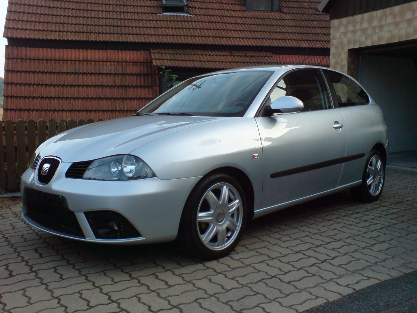 Headlight set for Seat Ibiza 6L Cordoba from 2002 - in black transparent glass H3 H7 