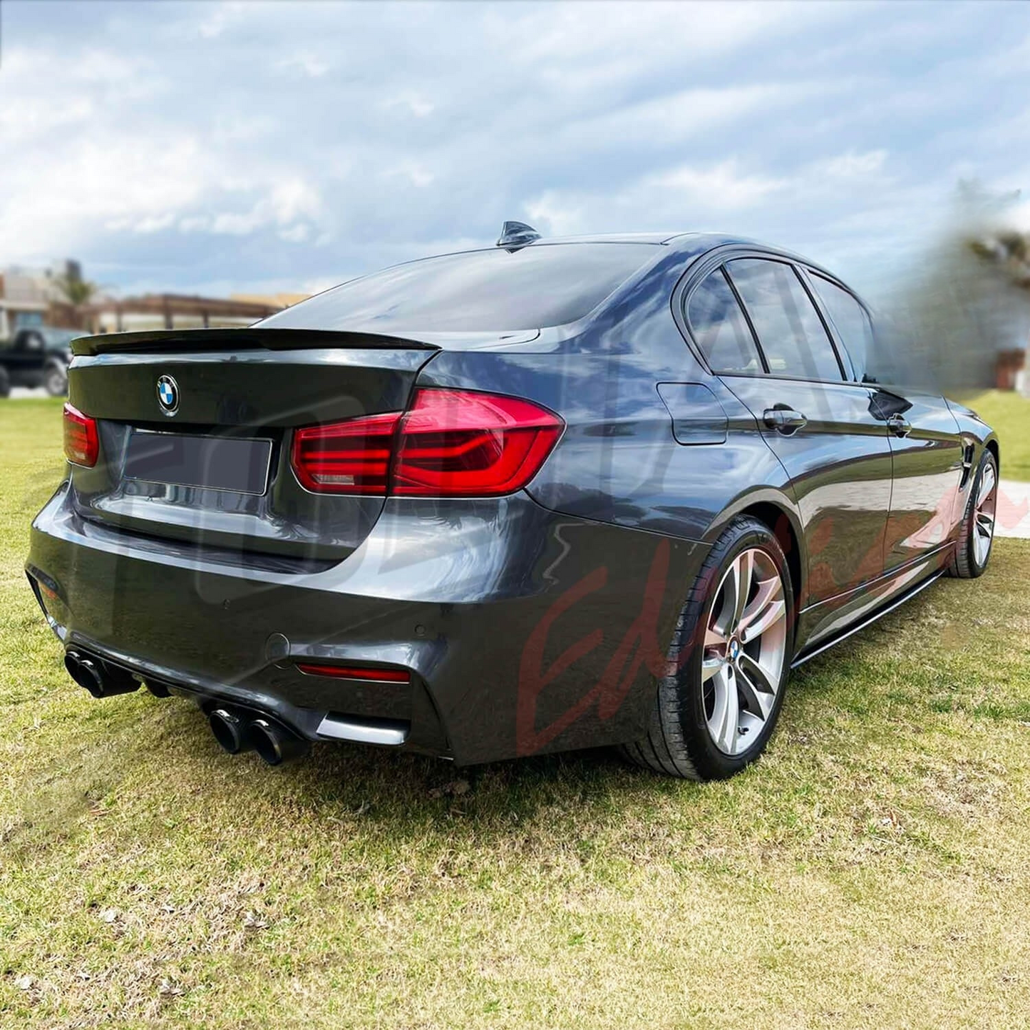 TERMINALI DI SCARICO DOPPI TIPO AKRAPOVIC ADATTO PER ALFA ROMEO GIULIA (Out 89mm - In 63mm)