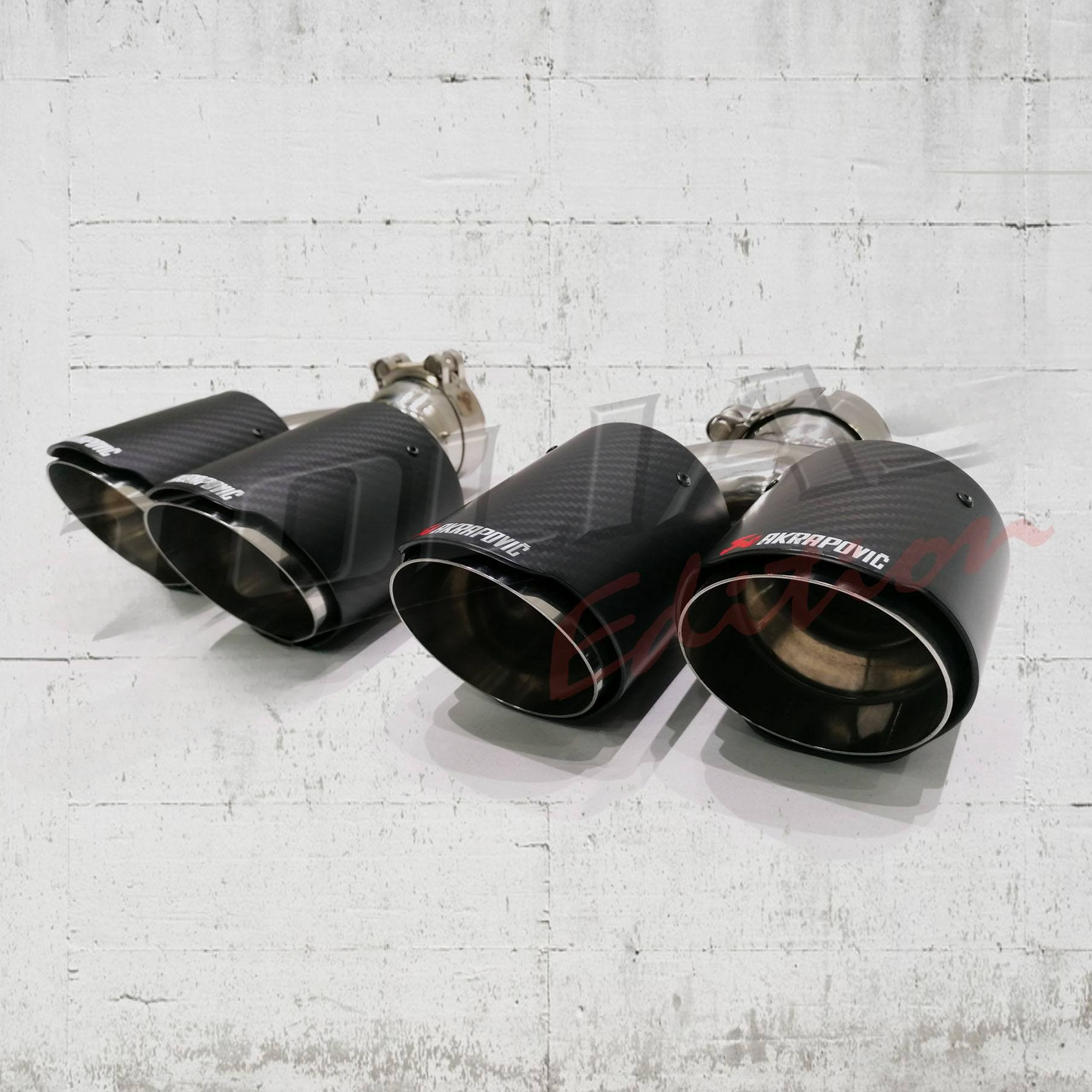 TERMINALI DI SCARICO DOPPI TIPO AKRAPOVIC ADATTO PER ALFA ROMEO GIULIA (Out 89mm - In 63mm)