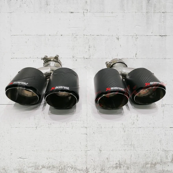 🔥TERMINALI DI SCARICO DOPPI TIPO AKRAPOVIC ADATTO PER ALFA ROMEO GIULIA🔥