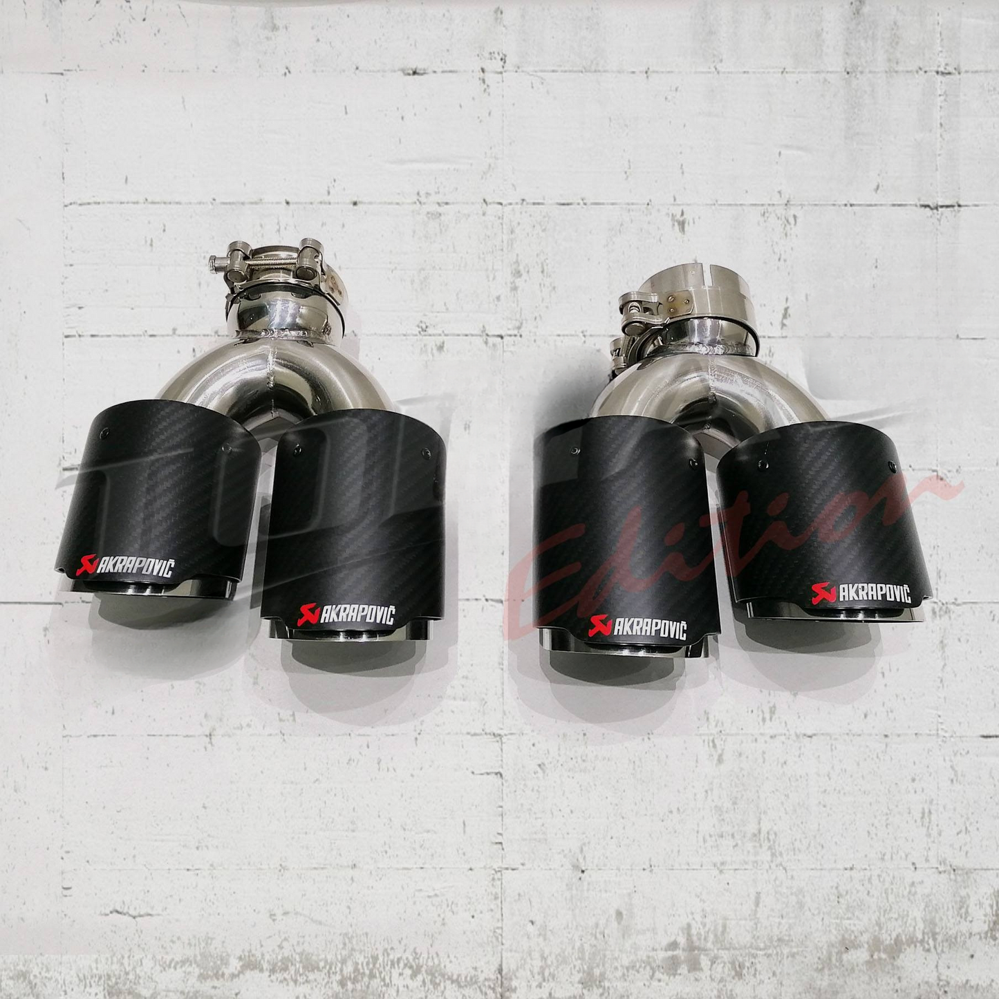 TERMINALI DI SCARICO DOPPI TIPO AKRAPOVIC ADATTO PER ALFA ROMEO GIULIA (Out 89mm - In 63mm)