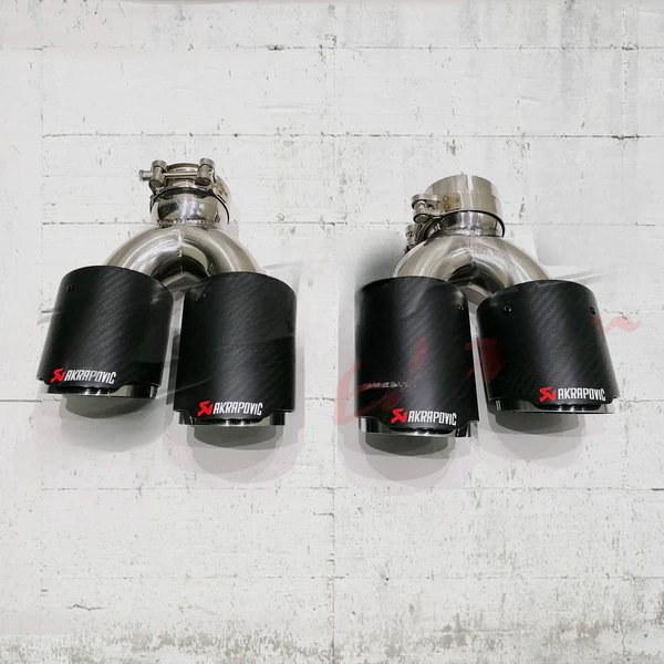 🔥TERMINALI DI SCARICO DOPPI TIPO AKRAPOVIC ADATTO PER ALFA ROMEO GIULIA🔥