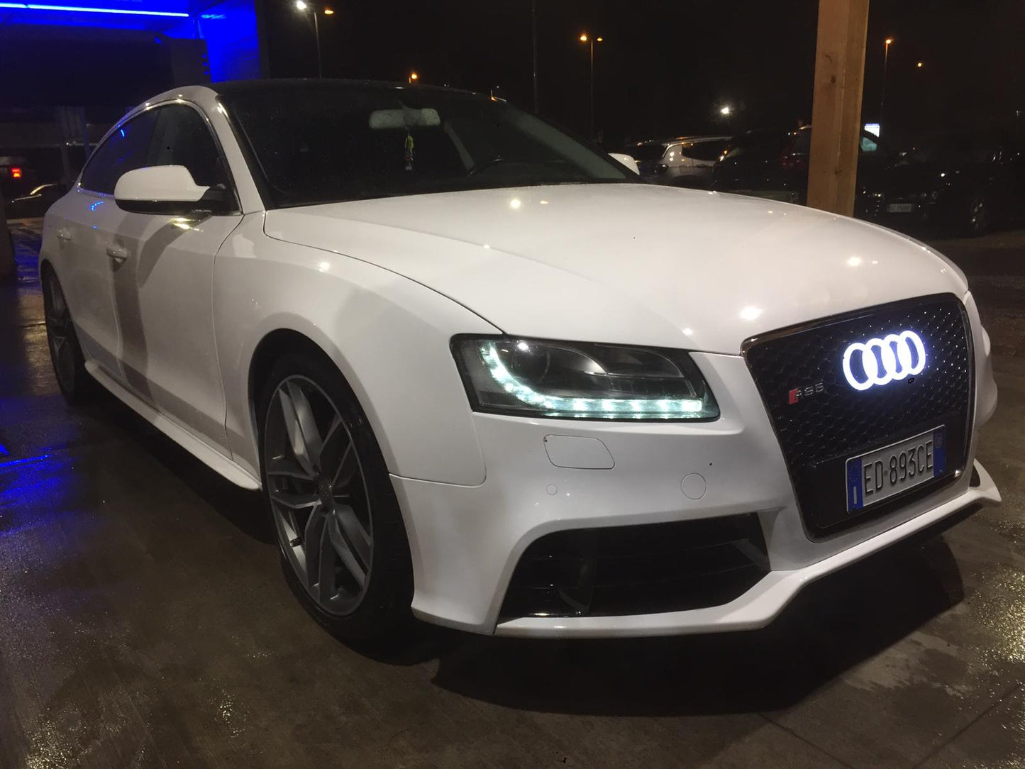 Paraurti anteriore e spoiler aggiuntivo adatti per Audi A5 8T (2007-2011)