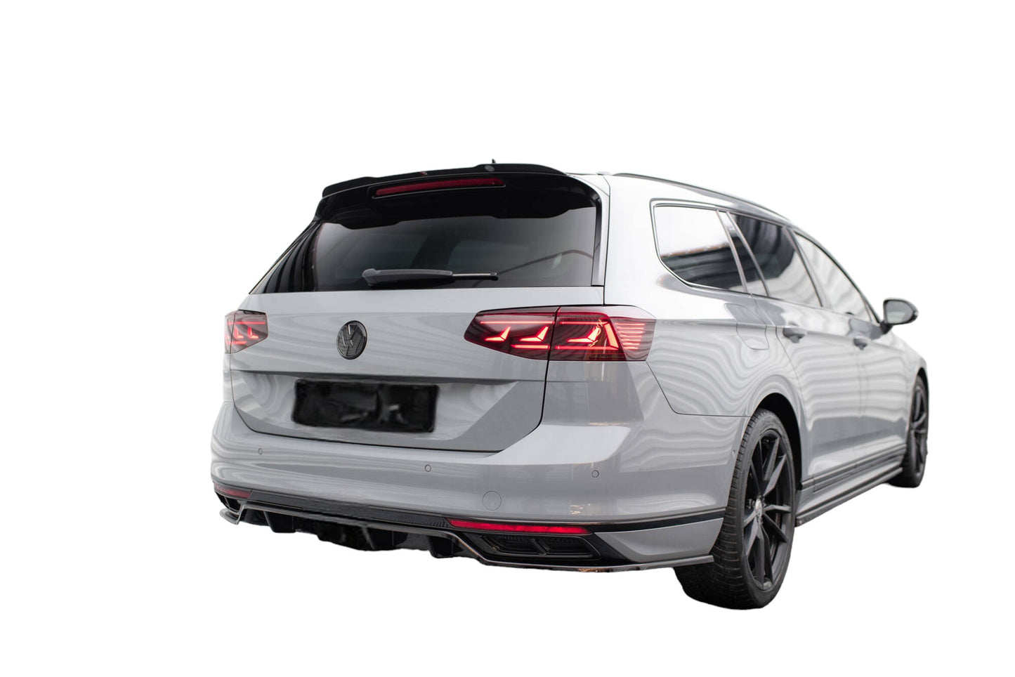 REAR CENTRAL SPLITTER (WITH VERTICAL BARS) VOLKSWAGEN PASSAT R-LINE B8 