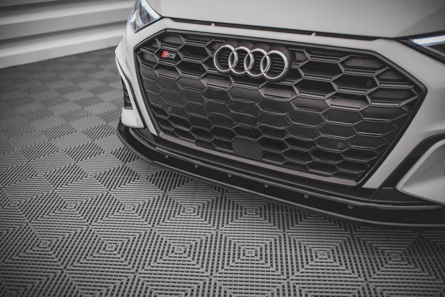 😎Front Splitter V.1 Suitable For Audi S3 / A3 S-Line 8Y😎