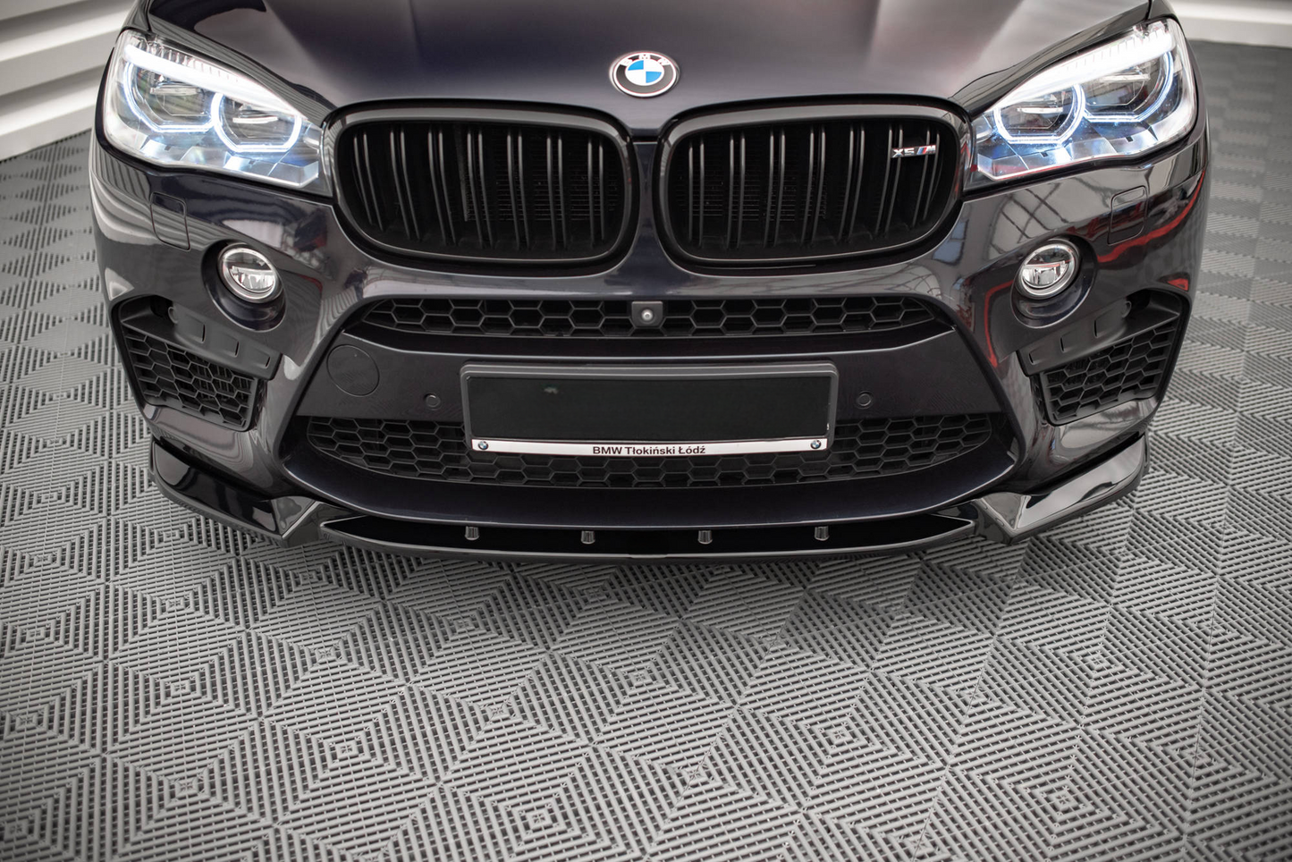 X5 M F85 X6 M F86 Max V1 Labbro Anteriore Piano Nero Vuoto Plastica 2013-2018