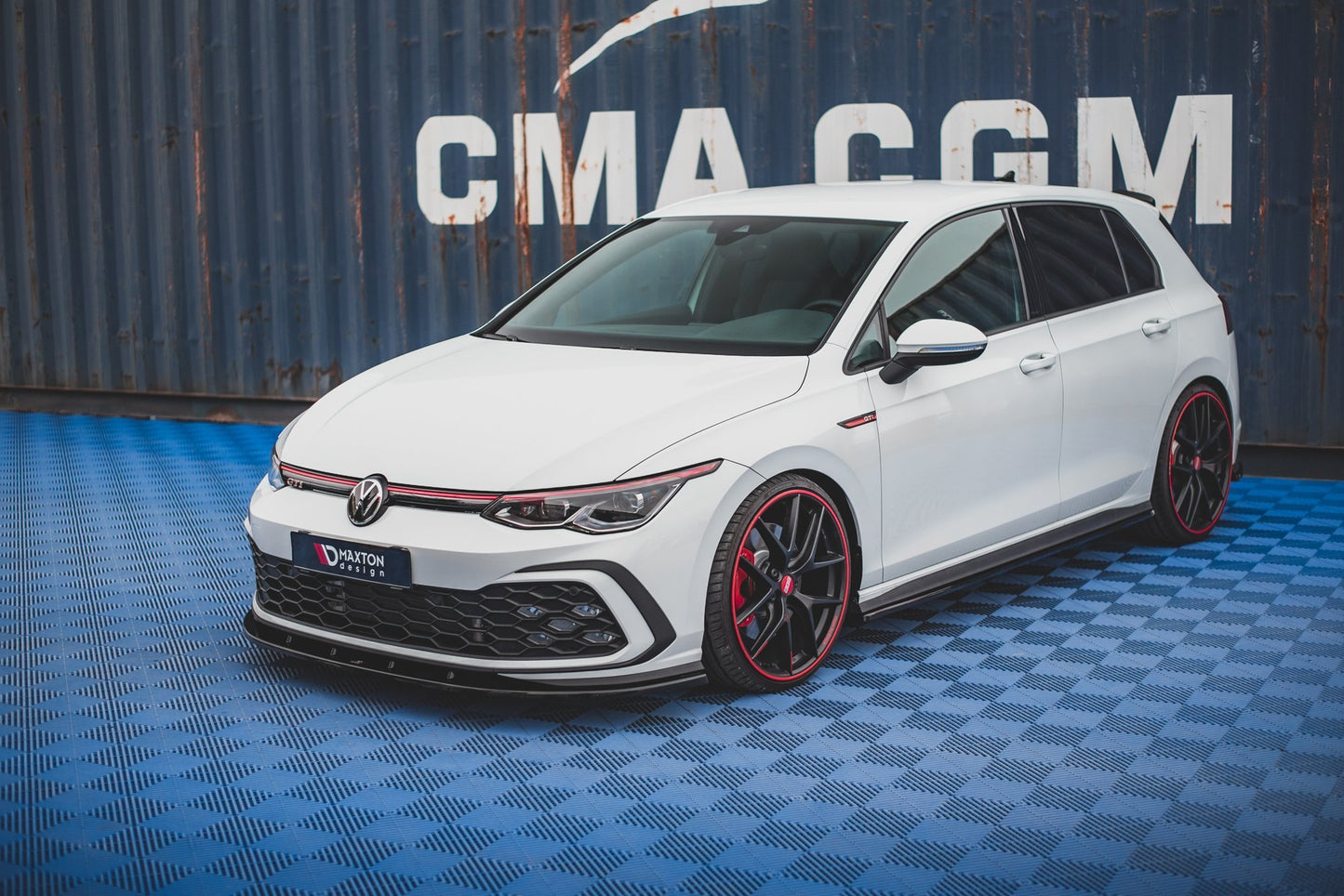 SPLITTER ANTERIORE V.1 adatto per VOLKSWAGEN GOLF 8 GTI / R-LINE 2020