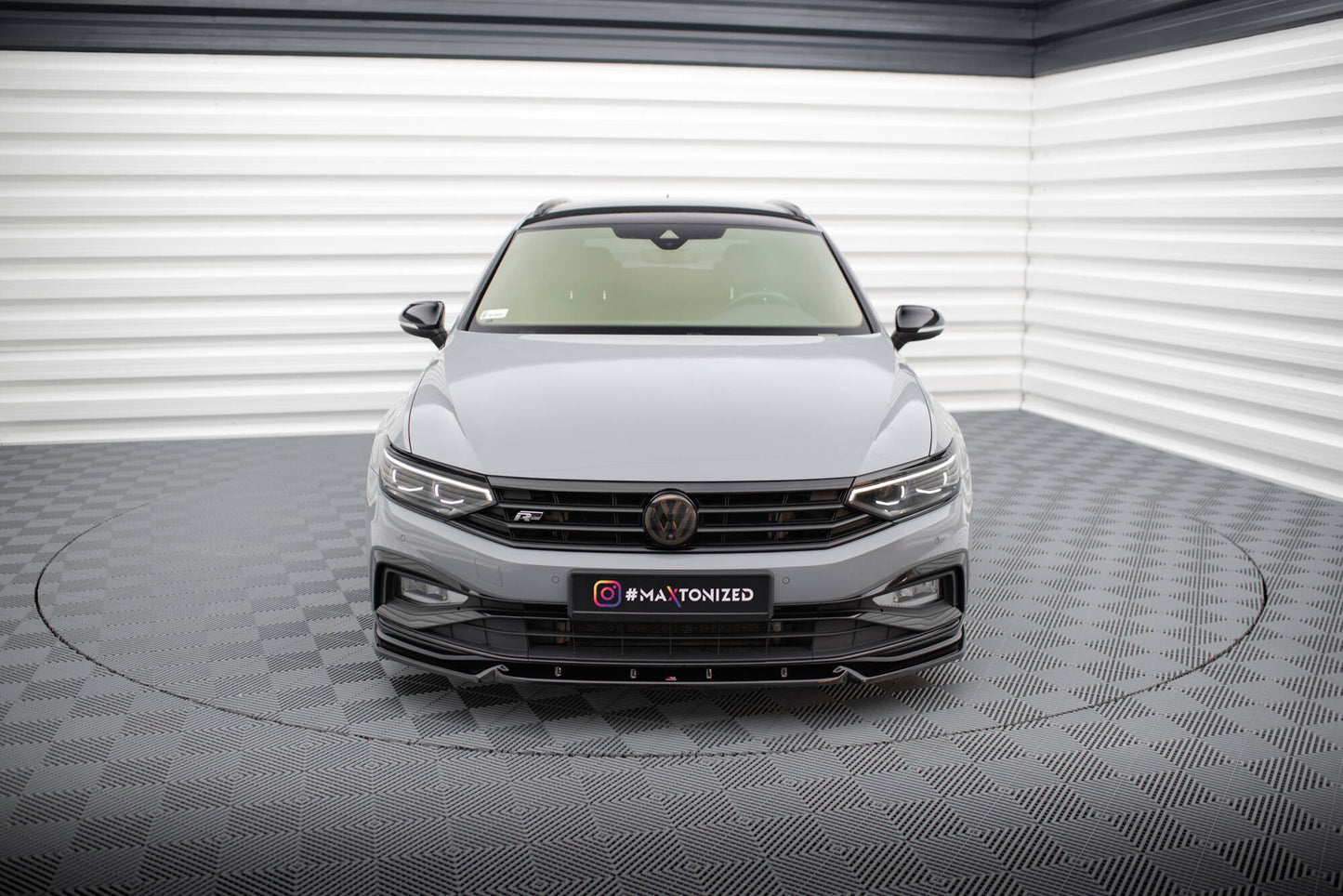 SPLITTER ANTERIORE V.1 adatto per VOLKSWAGEN PASSAT R-LINE B8 FACELIFT 2019-2023