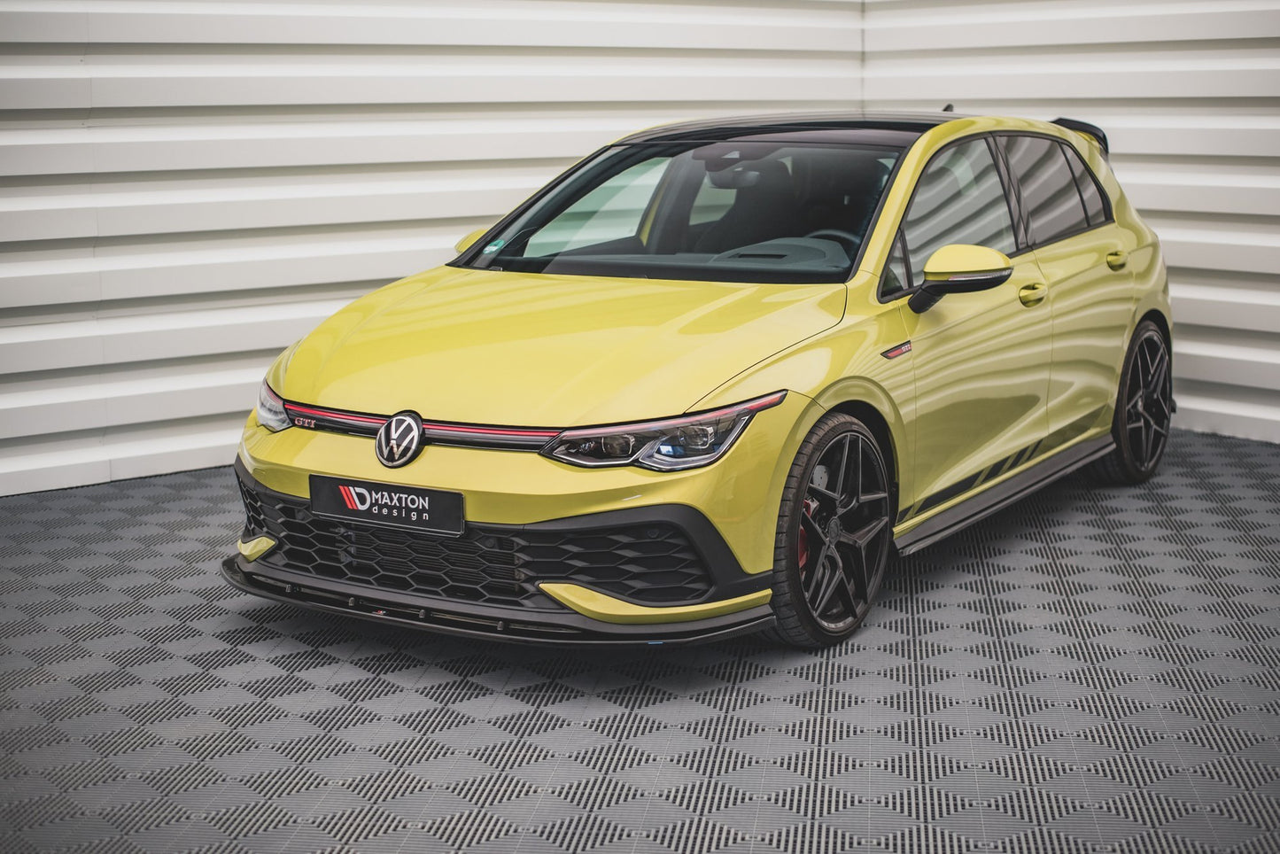 SPLITTER ANTERIORE ADATTO PER V.4 VOLKSWAGEN GOLF 8 GTI CLUBSPORT 2020