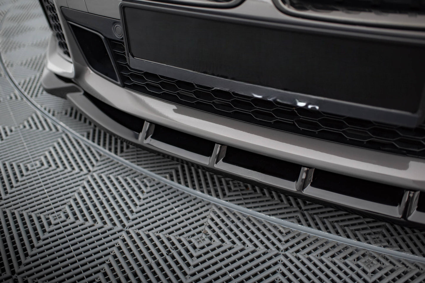 ✨Splitter anteriore V.5 BMW 7 M-Pack G11 / G12 Facelift✨