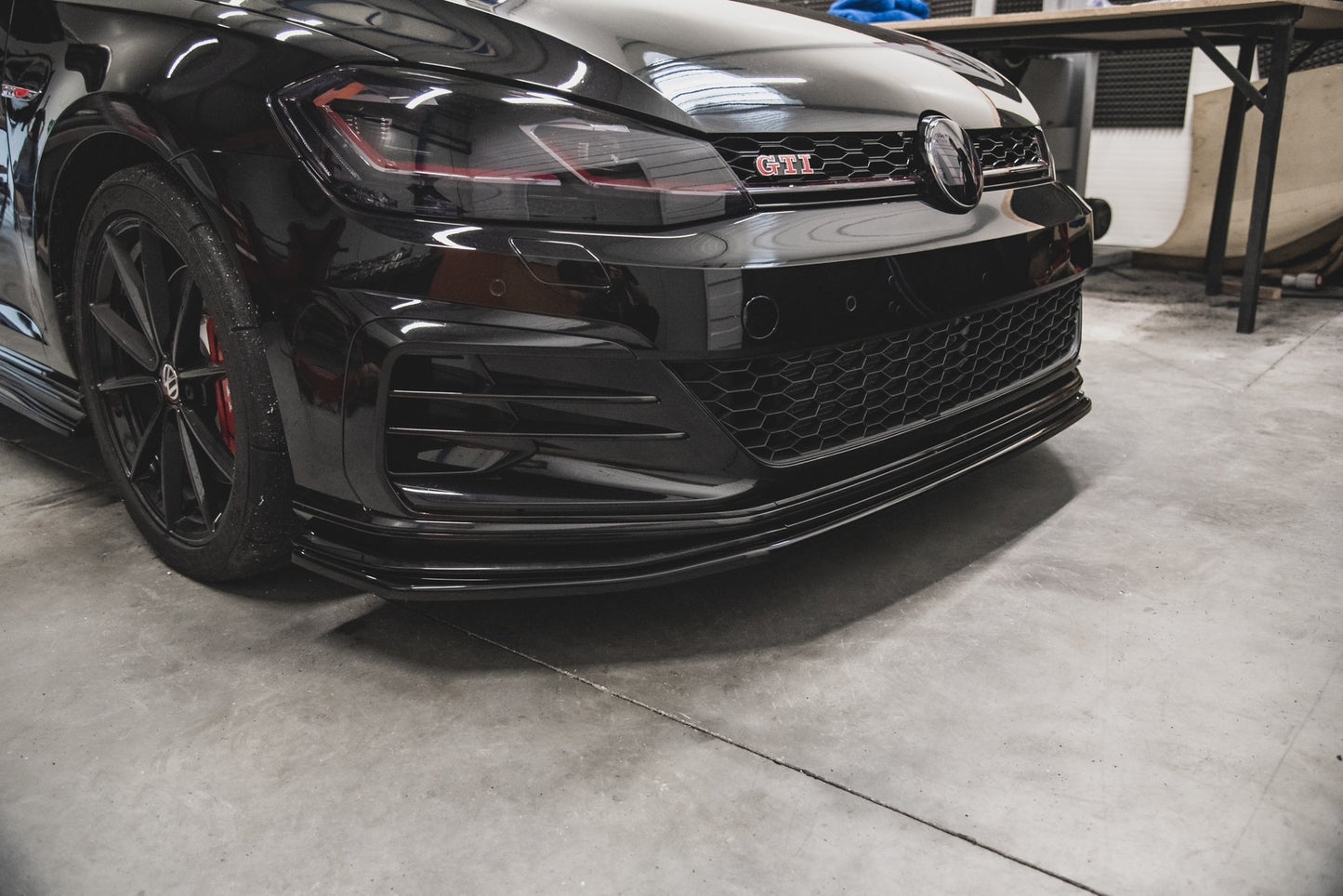 SPLITTER ANTERIORE adatto per VW GOLF 7 GTI TCR 2019