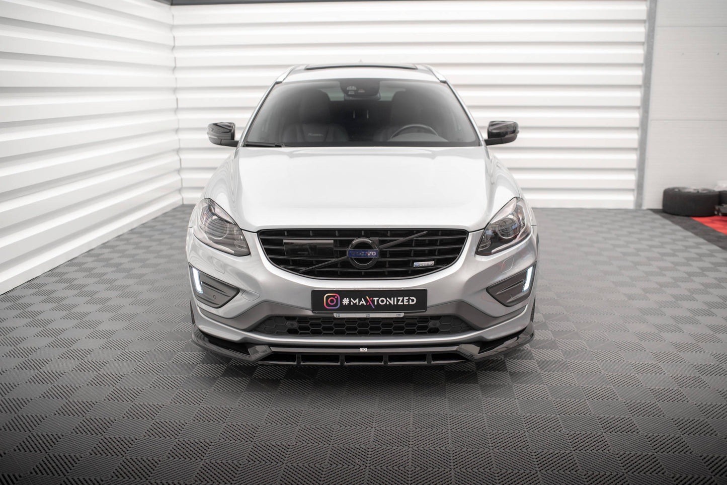 SPLITTER ANTERIORE adatto per VOLVO XC60 R-DESIGN MK1 FACELIFT 2013-2017