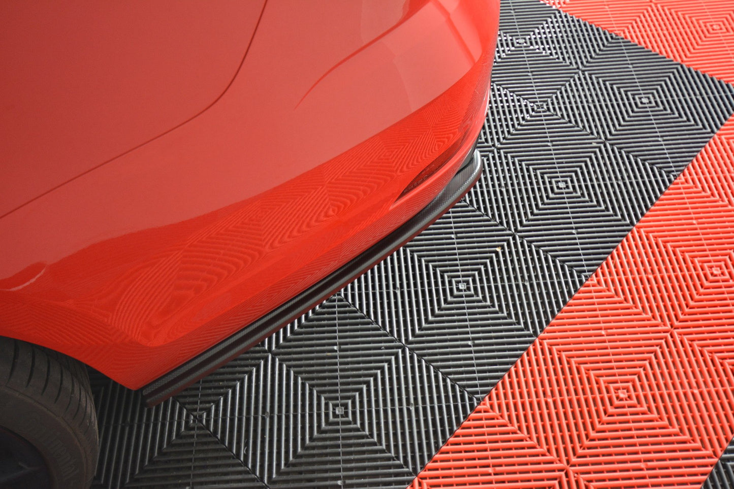 SPLITTER LATERALI POSTERIORI V.1 adatti per VW GOLF 7 R VARIANT FACELIFT 2017