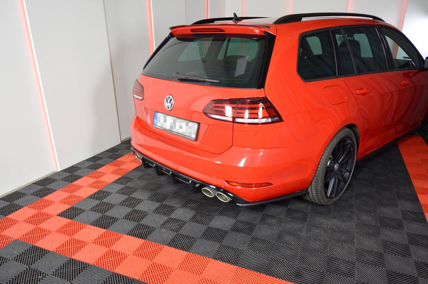 DIFFUSORE POSTERIORE adatto per VW GOLF 7 R VARIANT FACELIFT 2017
